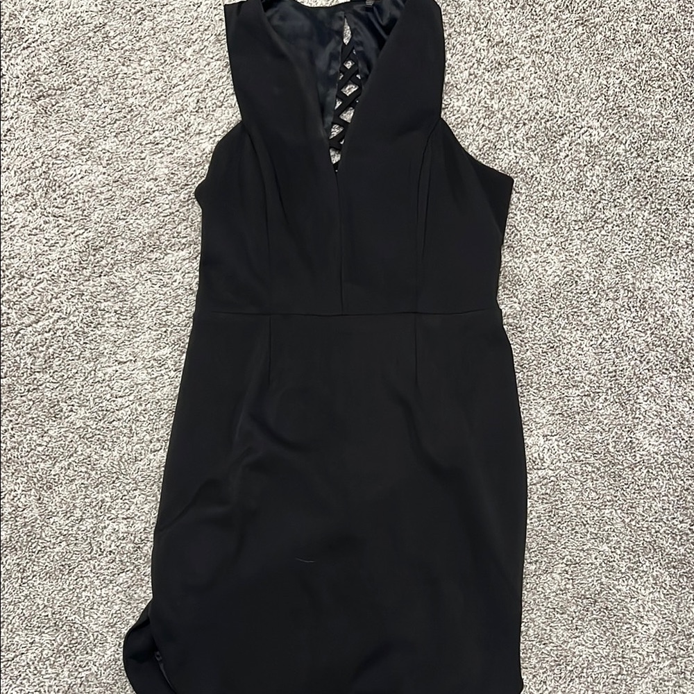 Elegant Black Sleeveless Dress